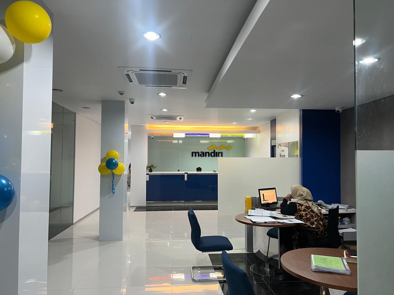 Interior Bank Mandiri